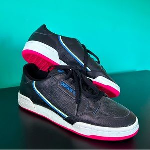 ADIDAS Women’s Court Size 10 - NEVER WORN